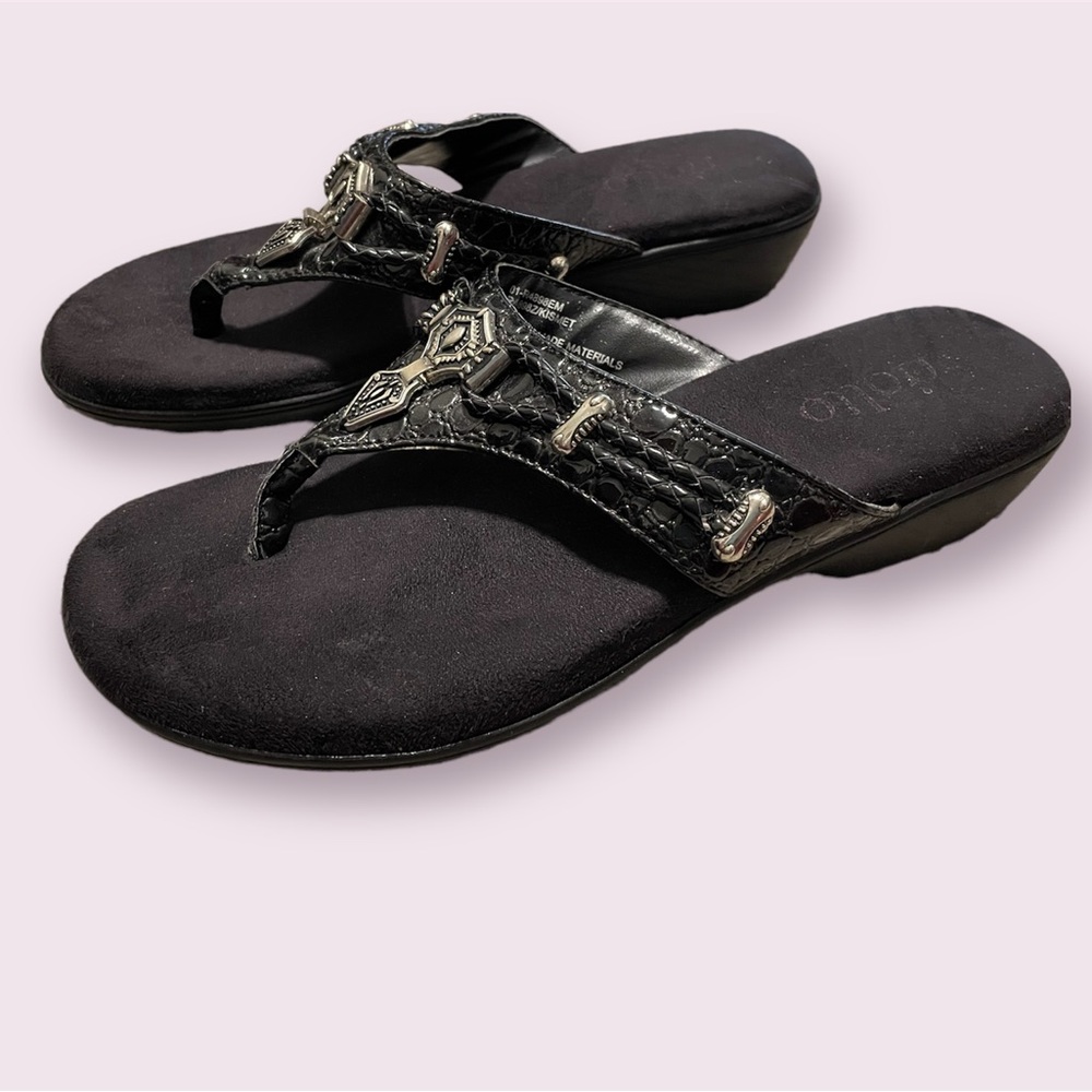 Rialto comfort thong red sandals